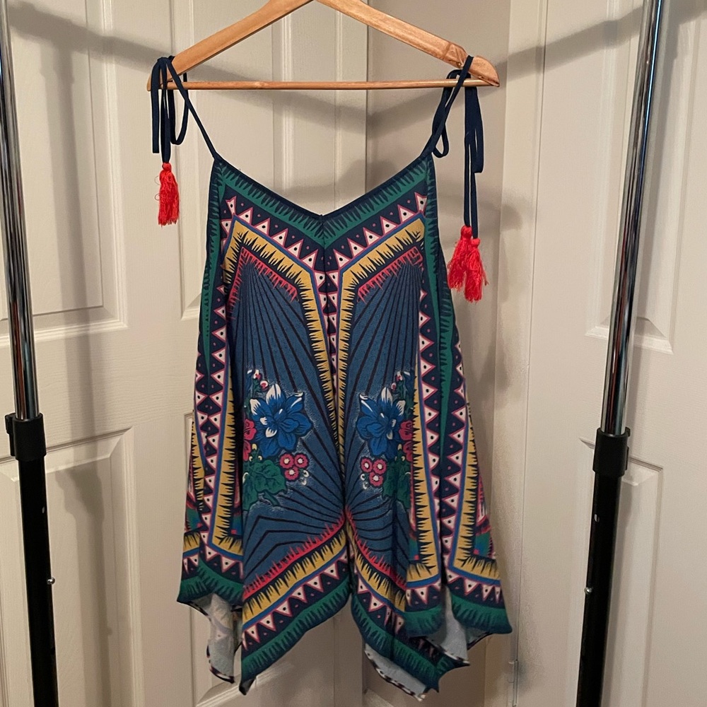Flying Tomato Vacation Top